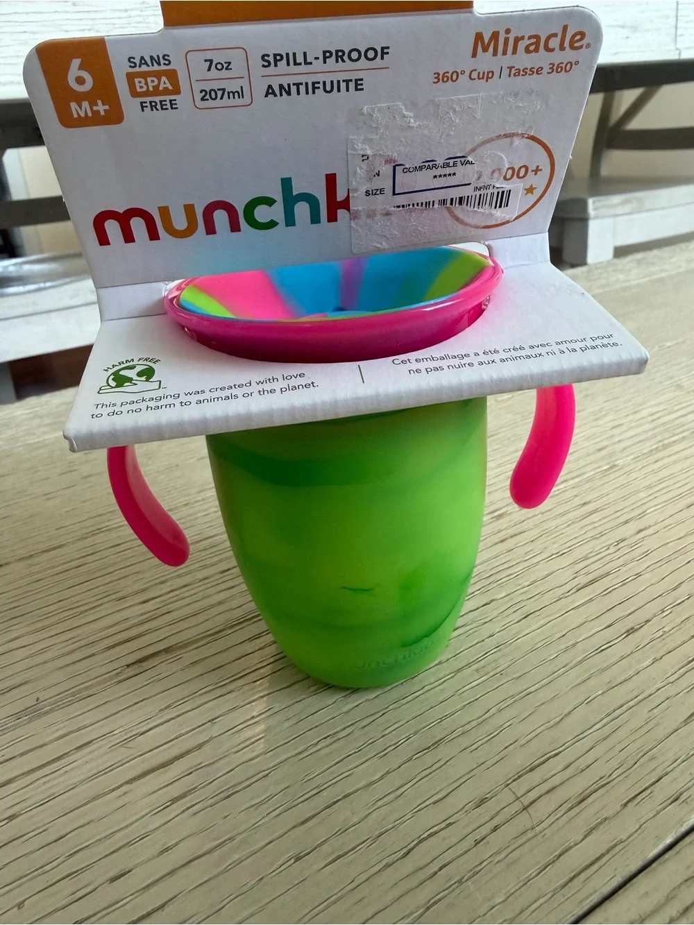NWT Munchkin Green Cup with Pink Handles - Miracle 360° Spill-Proof